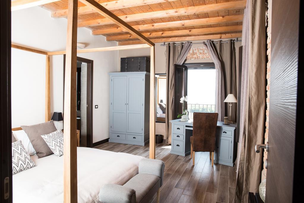 Equirelais Hotel Ломнаго Екстериор снимка