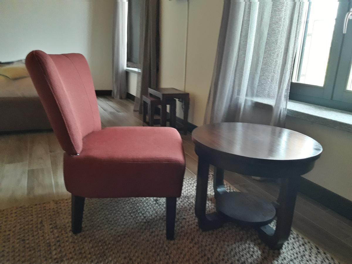 Equirelais Hotel Ломнаго Екстериор снимка