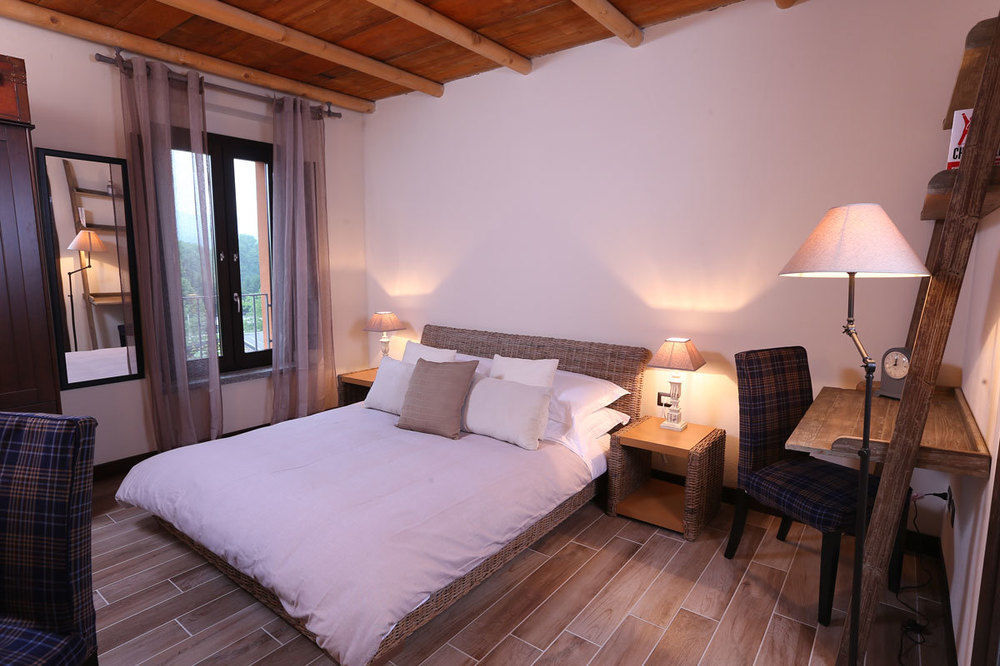 Equirelais Hotel Ломнаго Екстериор снимка